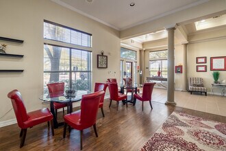 Mayfield Park Apartments in Arlington, TX - Foto de edificio - Lobby