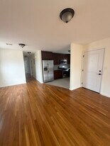 623 Magnolia Ave, Unit 625 in Elizabeth, NJ - Building Photo