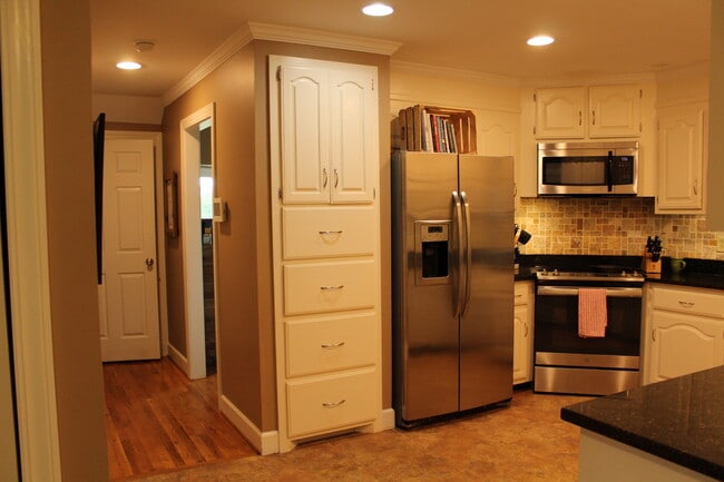 1782 Riverhaven Dr in Adams, TN - Building Photo - Building Photo