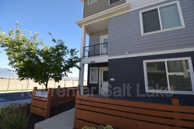 3644 W Evening Sky Ln