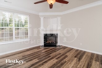 749 Spinning Wheel Point in High Point, NC - Foto de edificio - Building Photo