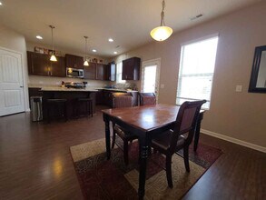 Room in House on Snowy Egret Ct in Durham, NC - Building Photo - Building Photo