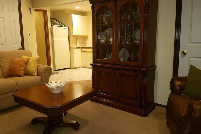 8 Saber Ln, Unit One Bedroom Apt.