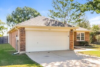 3720 Allison Dr in Denton, TX - Building Photo - Building Photo