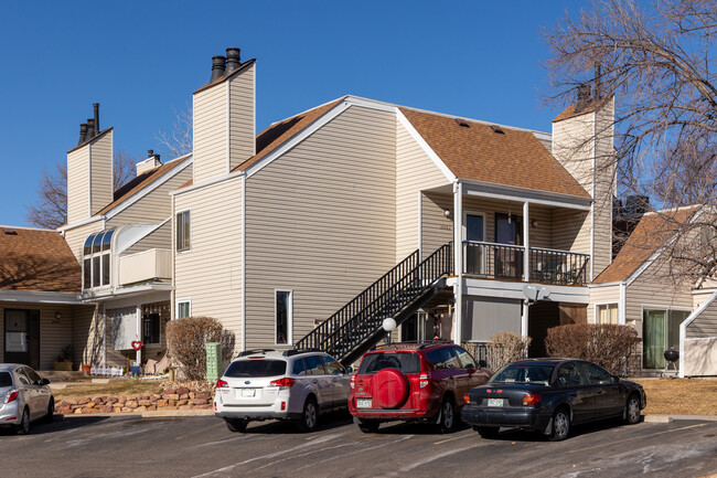 Strawberry at Heatheridge South in Aurora, CO - Building Photo - Building Photo