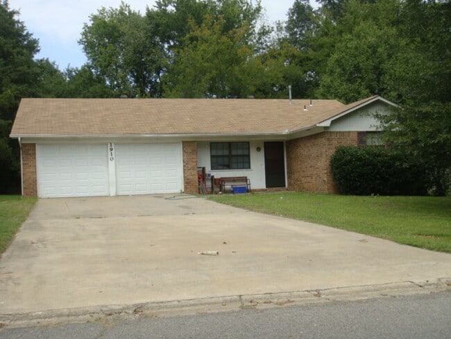 property at 1910 University Dr