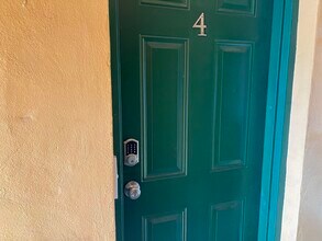 441 NW 7th Terrace in Fort Lauderdale, FL - Building Photo - Building Photo