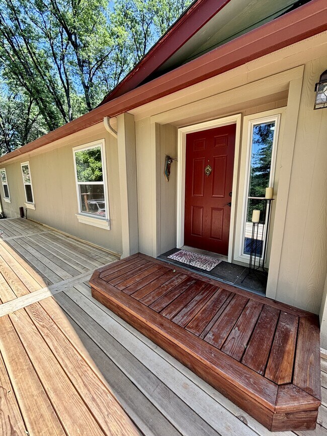 12396 Mystic Mine Ct in Nevada City, CA - Building Photo - Building Photo