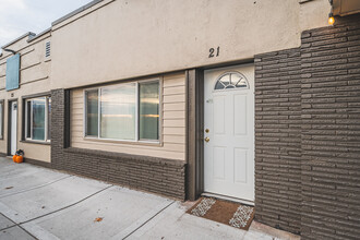 Laundromat in Soap Lake, WA - Building Photo - Building Photo