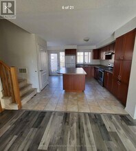 3135 Boxford Cres in Mississauga, ON - Building Photo - Building Photo