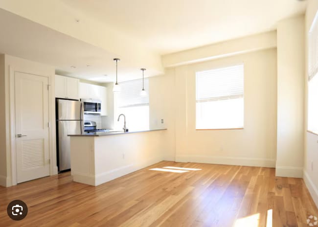 17 Hurlburt St in New Haven, CT - Foto de edificio - Building Photo