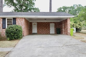 1912 Dominion Dr in Columbia, SC - Building Photo - Building Photo