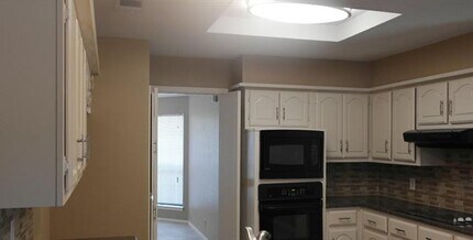 5402 Edgewater Cir in Rowlett, TX - Building Photo - Building Photo