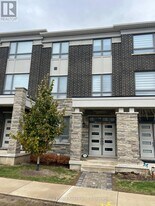 16 Summer Wind Ln in Brampton, ON - Building Photo