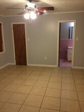 106 Clark St in Hallsville, TX - Building Photo - Building Photo