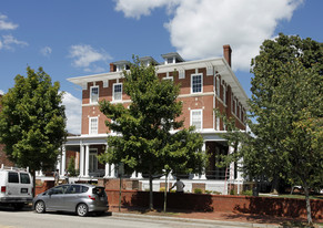 1400 Grove Ave in Richmond, VA - Building Photo