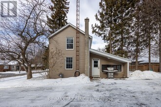 113 Baldwin St in Newcastle, ON - Building Photo - Building Photo