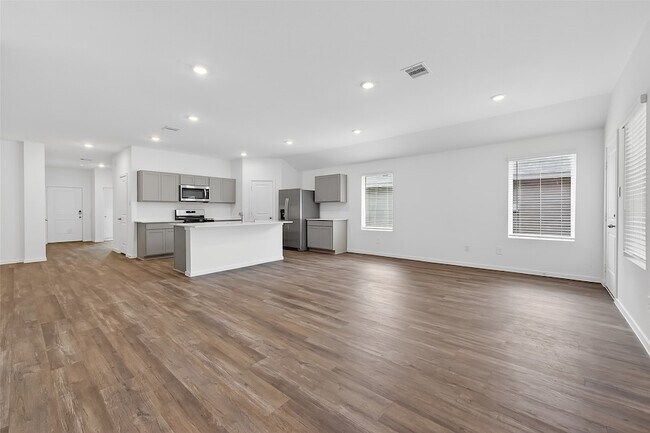 24756 Sage Mdws Wy in Magnolia, TX - Foto de edificio - Building Photo