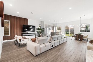 6819 Rocinante Ln in Houston, TX - Building Photo