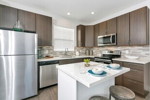 Enclave Rigden Farm in Fort Collins, CO - Building Photo