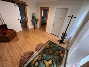 1211 5th St NE in Minneapolis, MN - Building Photo - Building Photo