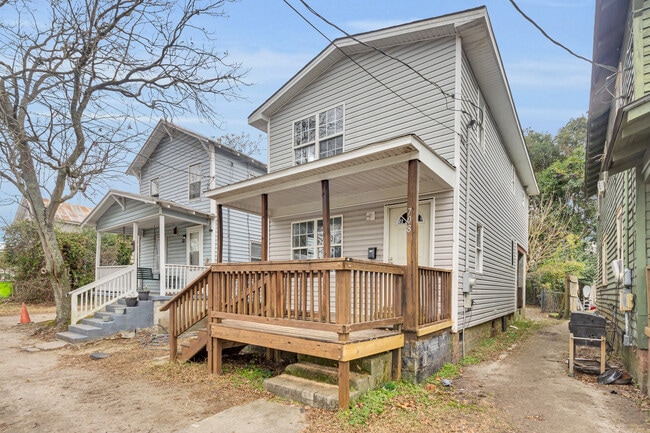 property at 708 2nd Ave