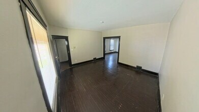 7515 Ottawa Rd in Cleveland, OH - Building Photo - Building Photo