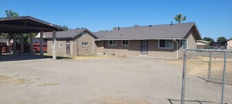 25355 Williams Ave in Tranquillity, CA - Building Photo