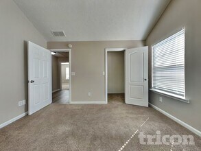 225 Victoria Blvd in Oxford, GA - Foto de edificio - Building Photo