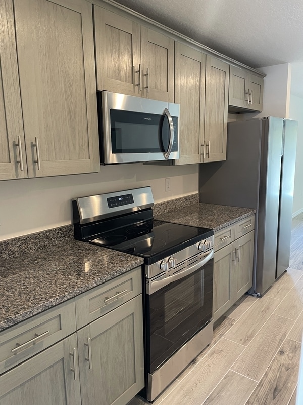 2301 Fox Hollow Dr in Titusville, FL - Building Photo - Building Photo