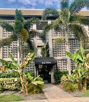 125 5th Ave NE in St. Petersburg, FL - Building Photo