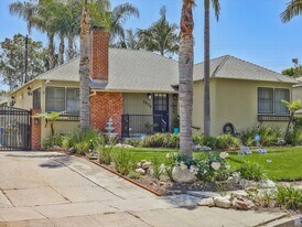 3826 Burnside Ave in Los Angeles, CA - Building Photo