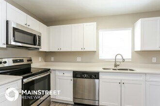 2240 20th St S in St. Petersburg, FL - Building Photo - Building Photo