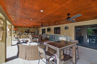 2431 SW 127th Ave in Miami, FL - Building Photo - Building Photo