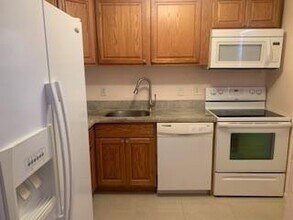 608 SW Natura Blvd in Deerfield Beach, FL - Building Photo - Building Photo