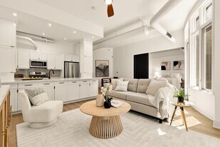 1700 Kalorama Rd NW in Washington, DC - Building Photo