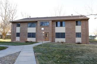 Adams Park Apartments in Fort Lupton, CO - Foto de edificio - Building Photo