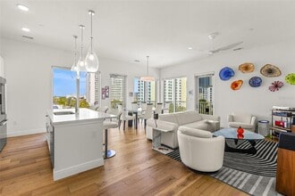 600 3rd Ave S in St. Petersburg, FL - Building Photo - Building Photo