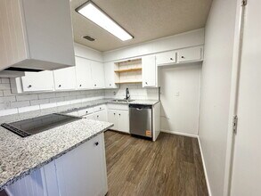 3621 54th St in Lubbock, TX - Foto de edificio - Building Photo