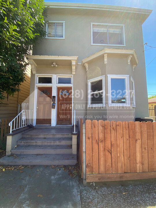 1733 8th St in Oakland, CA - Foto de edificio