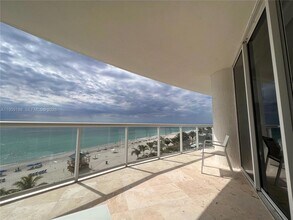 18671 Collins Ave, Unit 601 in Sunny Isles Beach, FL - Building Photo - Building Photo