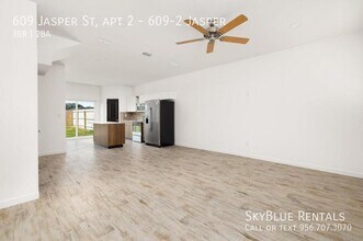 609 Jasper St in Edinburg, TX - Building Photo - Building Photo