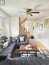17 Hollingsworth Cir in Brampton, ON - Building Photo - Building Photo
