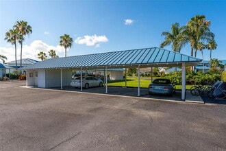 923 Sandpiper Cir in Bradenton, FL - Building Photo - Building Photo