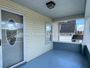 106 Burton Ave in Nutter Fort, WV - Building Photo - Building Photo