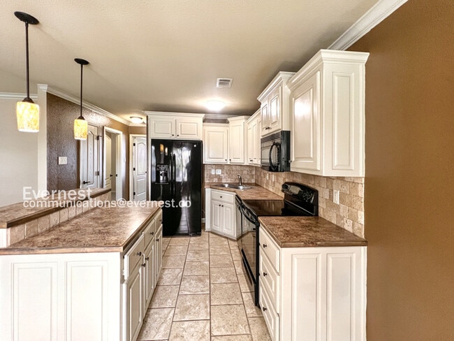 45 Castleton Dr in Ward, AR - Building Photo - Building Photo