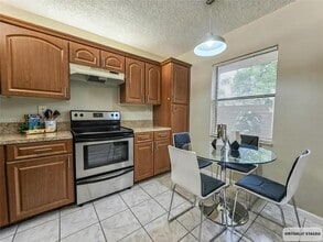 2900 NW 42nd Ave in Coconut Creek, FL - Foto de edificio - Building Photo