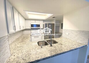 1505 N Center St in Mesa, AZ - Building Photo - Building Photo