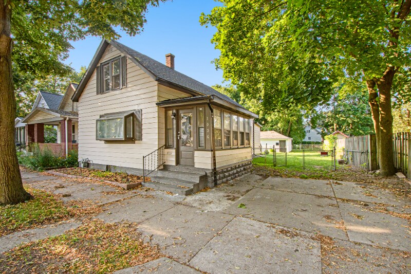 1036 Park St SW in Grand Rapids, MI - Building Photo