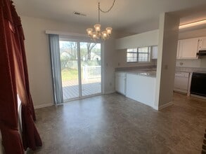 301 Commons Way in Goose Creek, SC - Building Photo - Building Photo